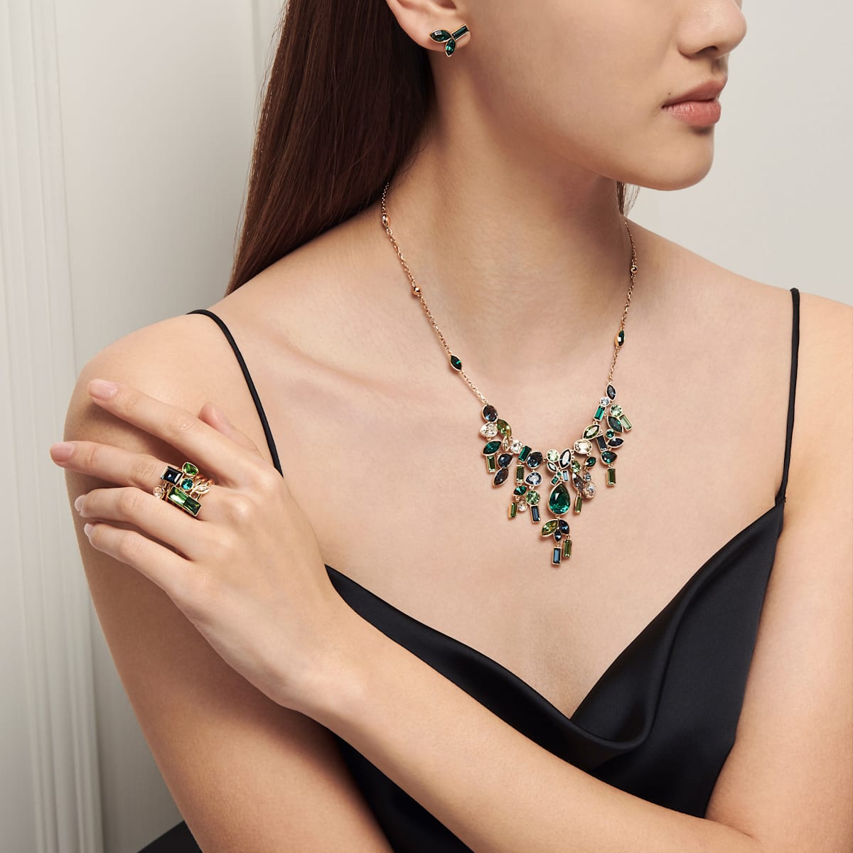 BEAUTIFUL:NECKLACE BIB ENIT/GOS