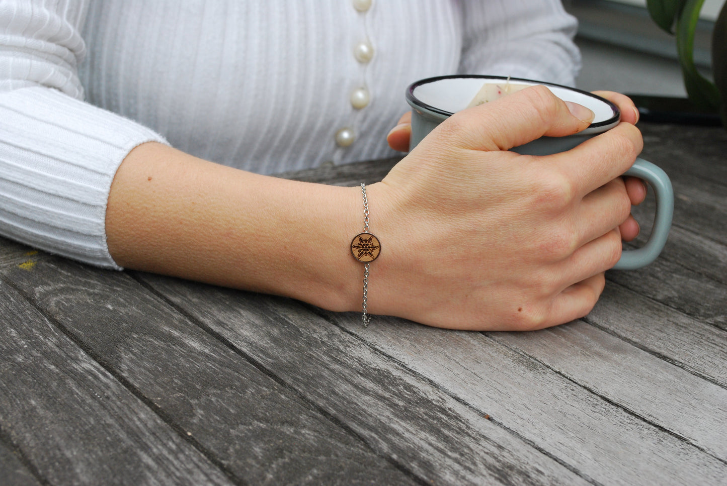 CRYSTALP - Simone Wood Edelweiss Armband - CRYSTAL UNTERBERGER