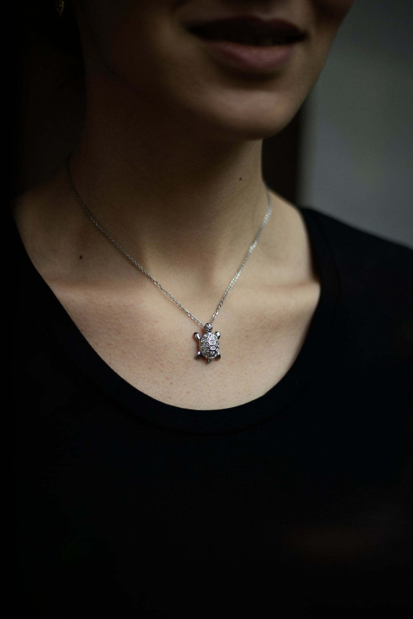 CRYSTALP - Turtle Pendant mit Kristallen - CRYSTAL UNTERBERGER