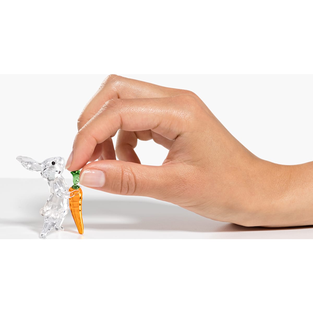 Swarovski - Hase mit KaRotte - CRYSTAL UNTERBERGER