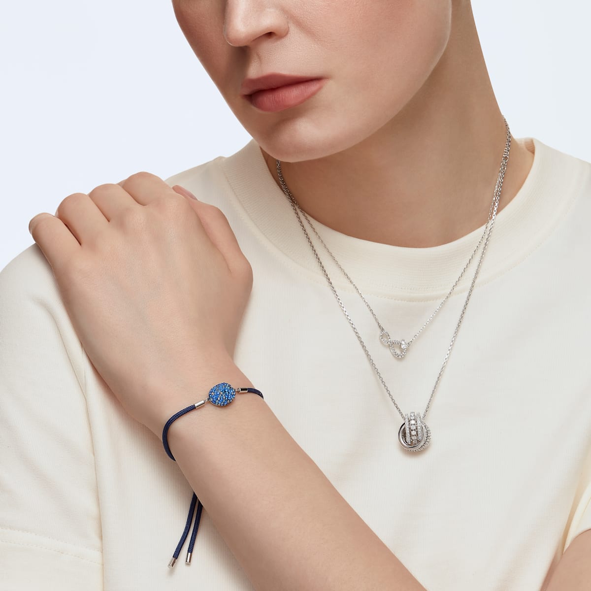 Swarovski - Swarovski Infinity Halskette, Unendlichkeit, Weiss, Rhodiniert - CRYSTAL UNTERBERGER