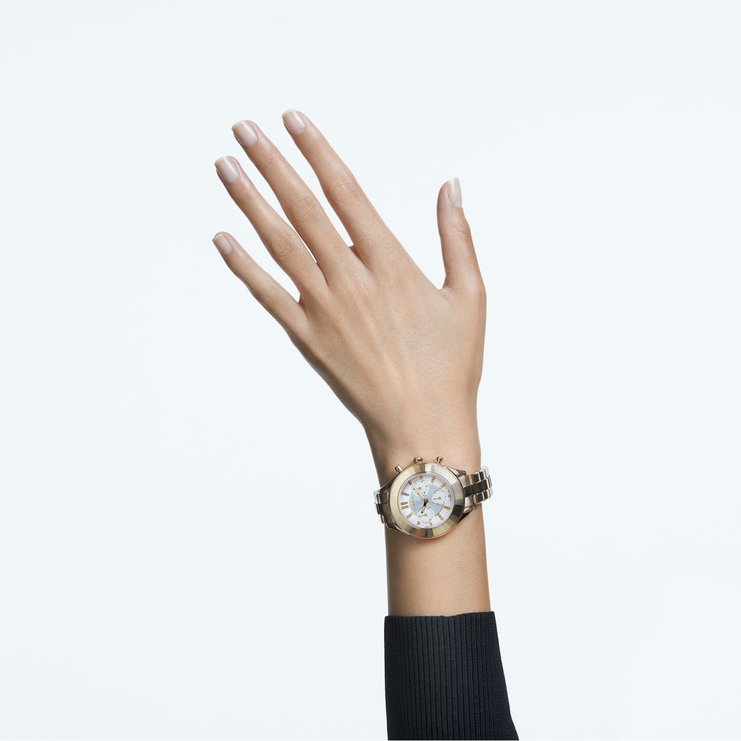 Swarovski - Octea Lux Sport Uhr Metallarmband, Weiss, Goldlegierungsschicht PVD-Finish - CRYSTAL UNTERBERGER