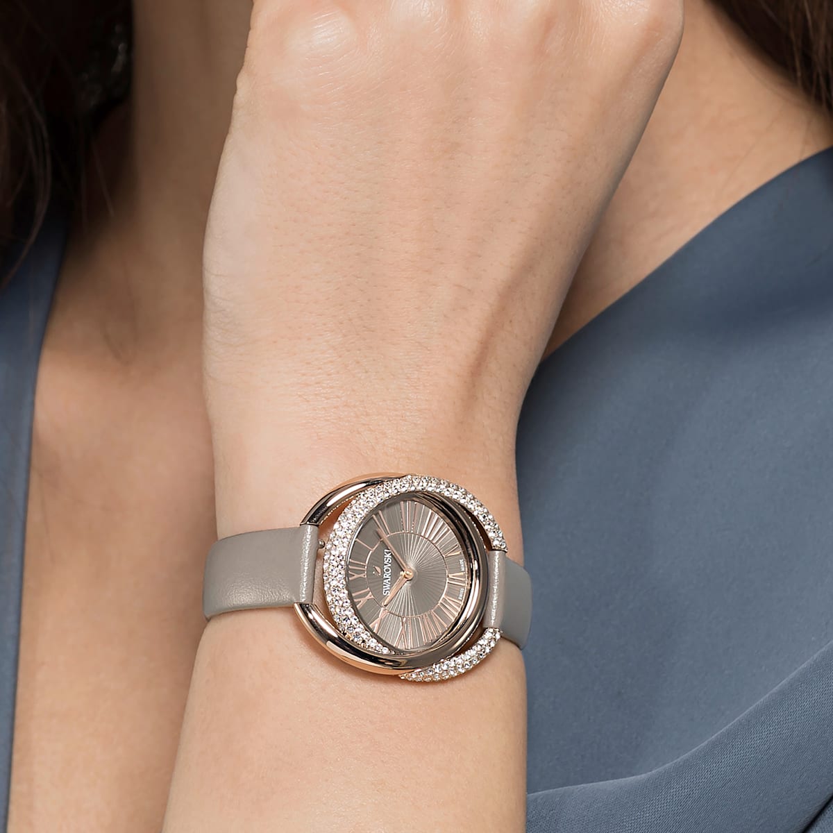 duo-watch-leather-strap-gray-champagne-gold