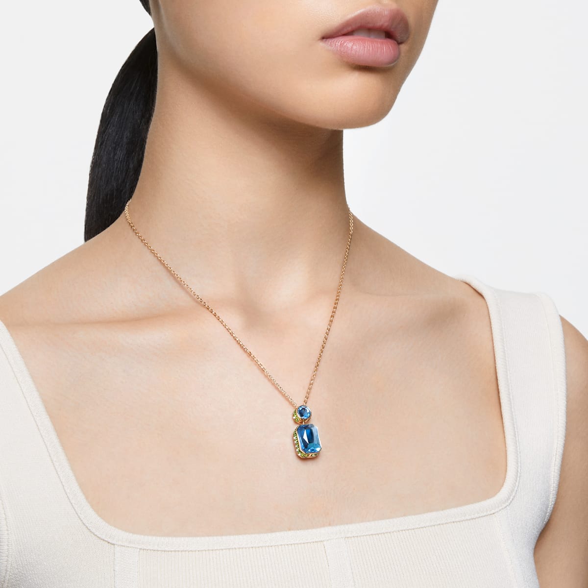 Swarovski - Orbita Anhänger, Oktagon-Schliff, Mehrfarbig, Goldlegierungsschicht - CRYSTAL UNTERBERGER