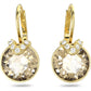 Bella V Drop-Ohrhänger Rundschliff, Goldfarben, Goldlegierungsschicht - CRYSTAL UNTERBERGER