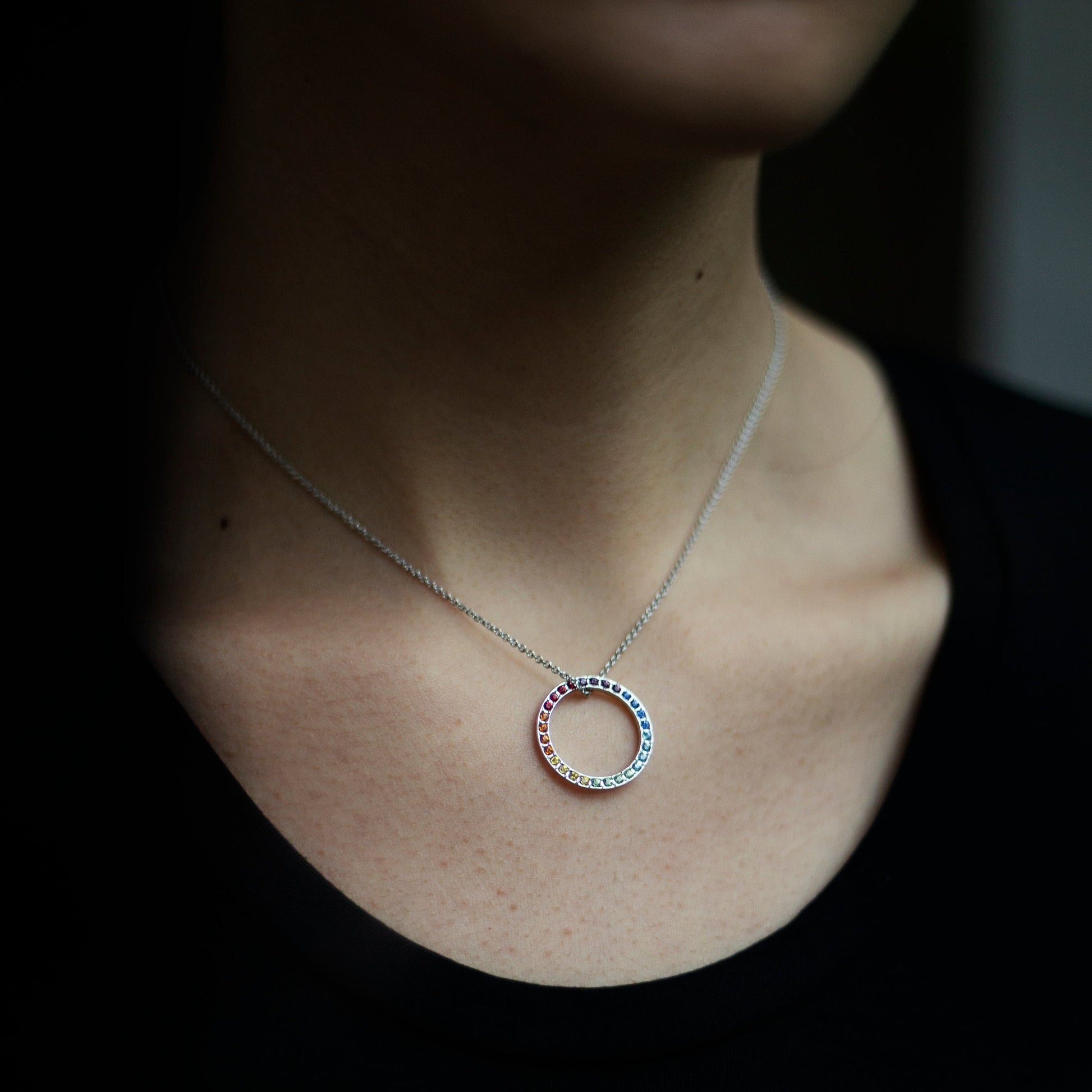 CRYSTALP - Chakra Ring Anhänger mit Kette - CRYSTAL UNTERBERGER