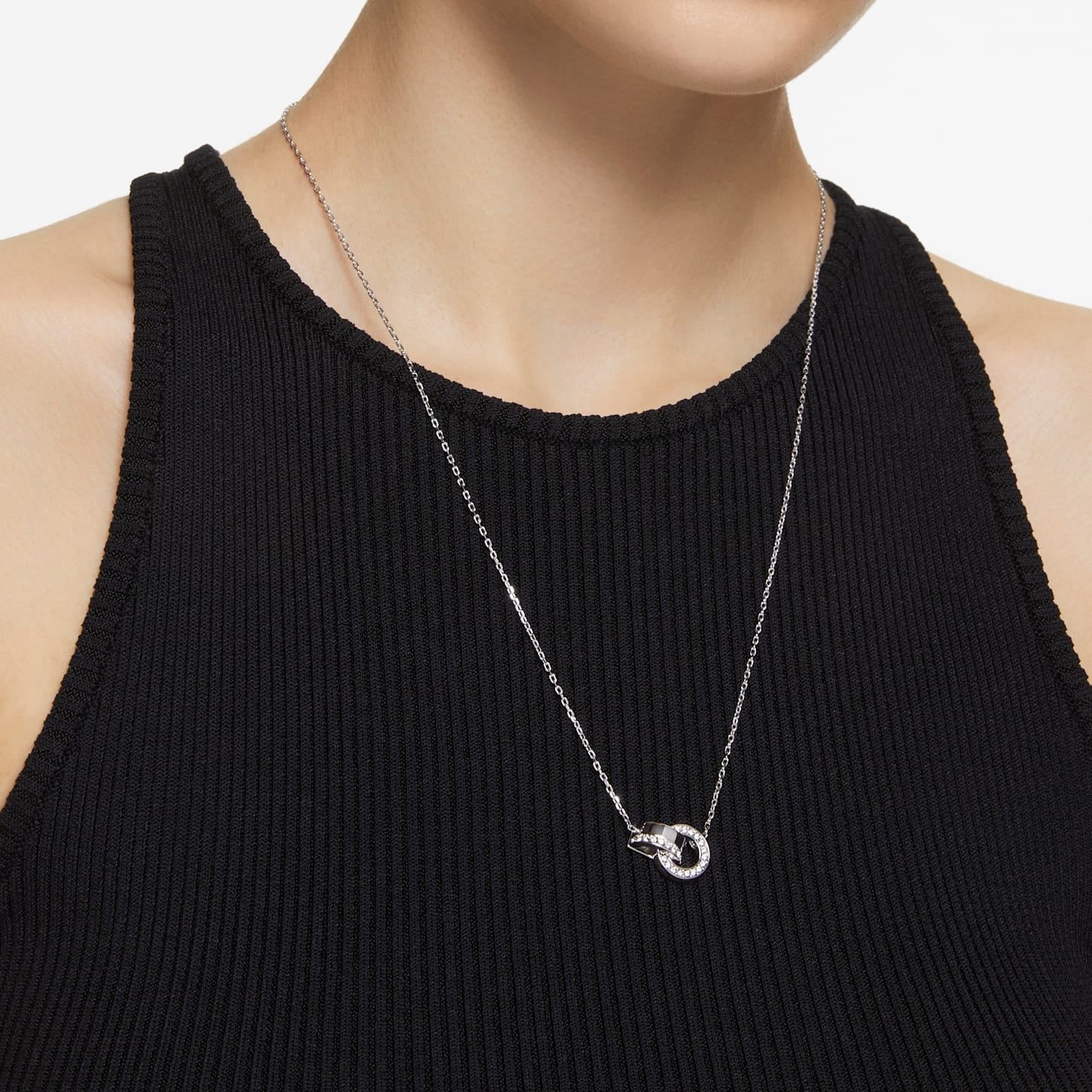 Swarovski - Hollow Anhänger Verflochtene Ringe, Klein, Weiß, Rhodiniert - CRYSTAL UNTERBERGER