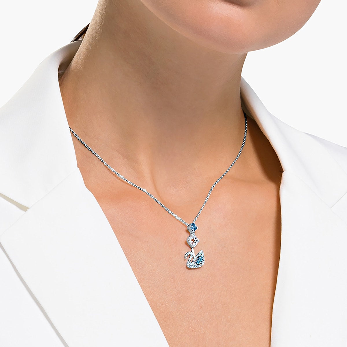 Swarovski - Dazzling Swan Y-Halskette, Schwan, Blau, Rhodiniert - CRYSTAL UNTERBERGER