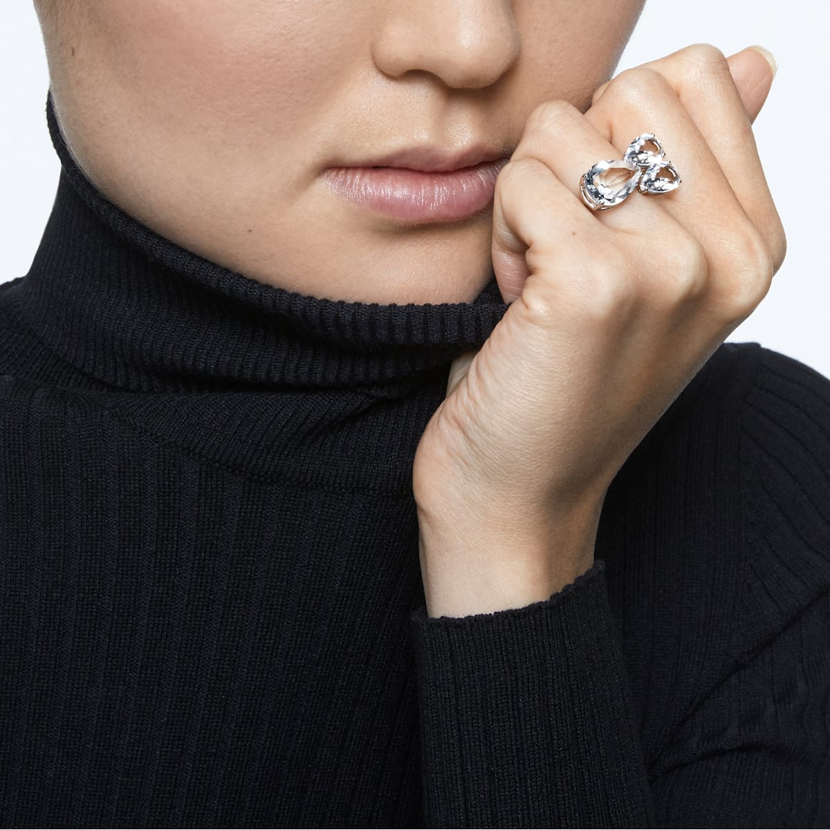 Swarovski - Millenia Cocktail Ring, Kristalle im Tropfenschliff, Weiß, Rhodiniert - CRYSTAL UNTERBERGER
