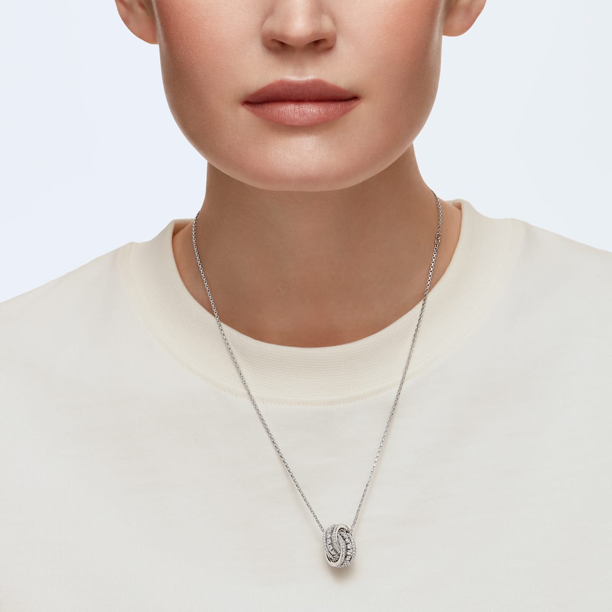 Swarovski - Further Anhänger, Pave, Verschlungener Reif, Weiß, Rhodiniert - CRYSTAL UNTERBERGER